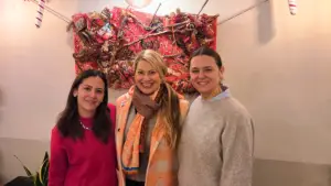 ausstellung printen schmitz mit simone und vivienne schmitz